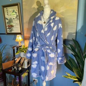 Sonoma Blue and White Plush Robe